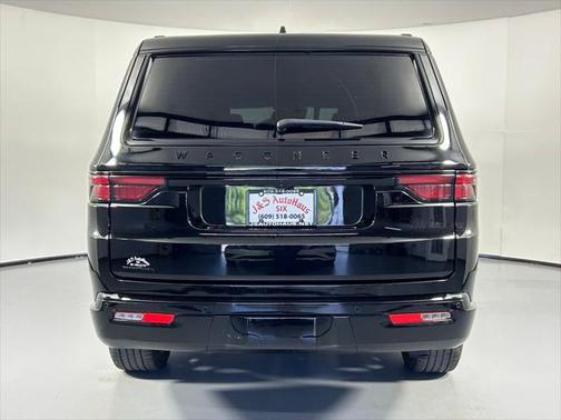 2022 Jeep Wagoneer Series I Obsidian 4x4