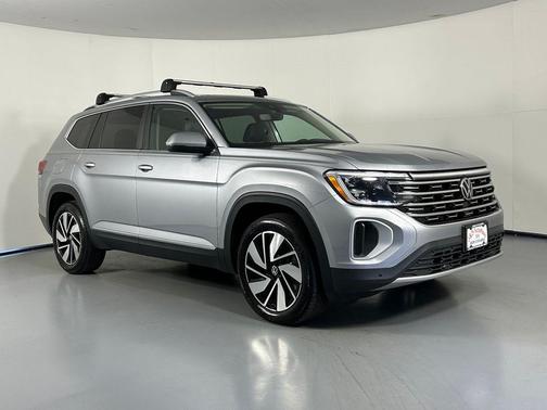Silver Mist Metallic 2024 Volkswagen Atlas 2.0T SEL