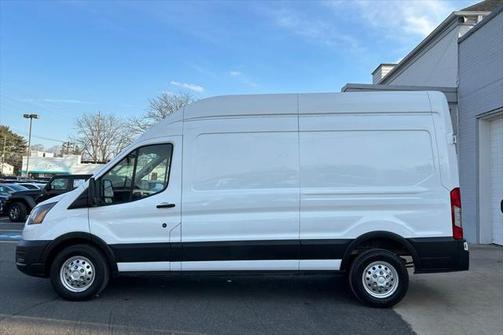 2022 Ford Transit-250 Base