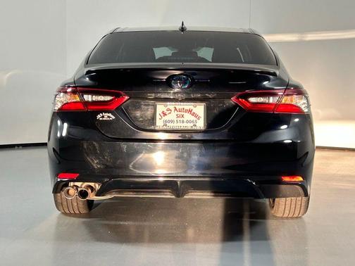 2022 Toyota Camry Nightshade Edition Hybrid