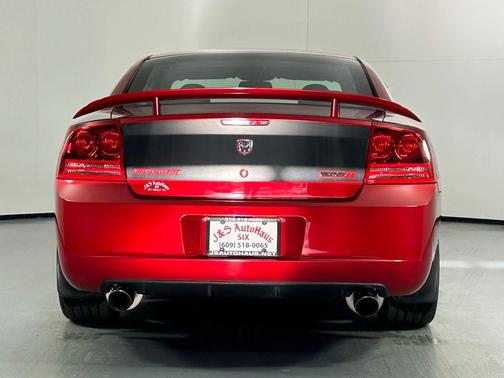 2006 Dodge Charger SRT8