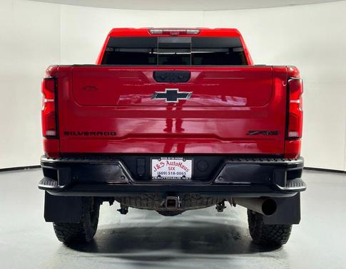 2024 Chevrolet Silverado 2500 4WD Crew Cab Standard Bed ZR2