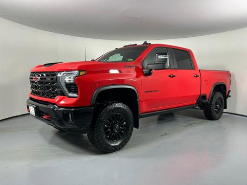 2024 Chevrolet Silverado 2500 4WD Crew Cab Standard Bed ZR2