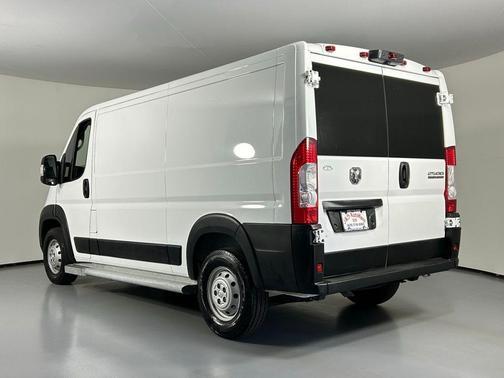 2023 RAM ProMaster 2500 Base