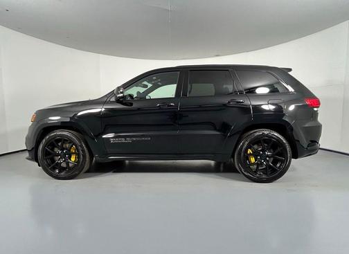 Diamond Black Crystal Pearlcoat 2018 Jeep Grand Cherokee Trackhawk