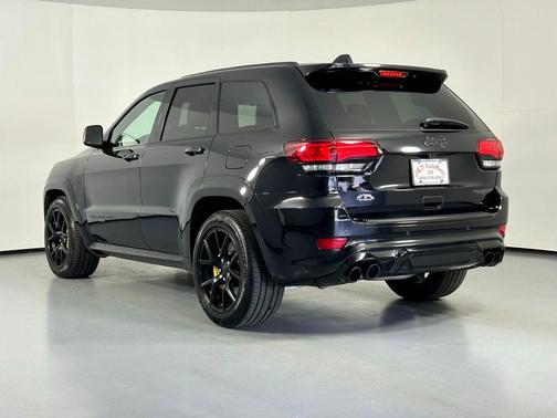 Diamond Black Crystal Pearlcoat 2018 Jeep Grand Cherokee Trackhawk