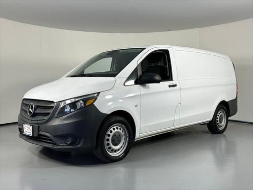 2020 Mercedes-Benz Metris Base
