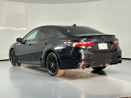 2022 Toyota Camry Nightshade Edition Hybrid