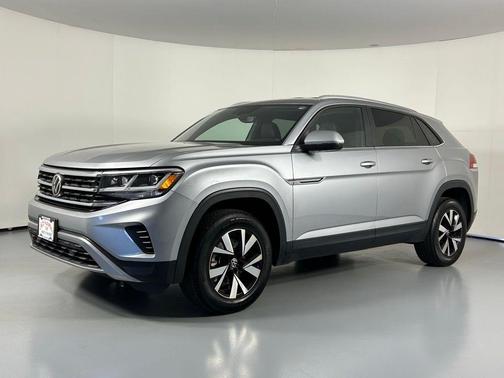 2020 Volkswagen Atlas Cross Sport 2.0T SE