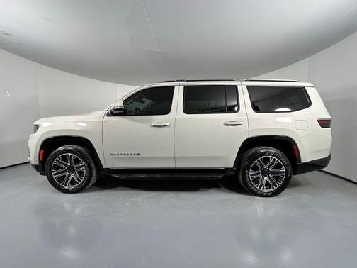 2022 Jeep Wagoneer Series III 4x4