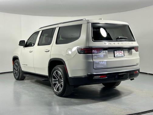 2022 Jeep Wagoneer Series III 4x4