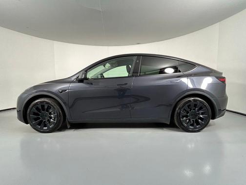 2024 Tesla Model Y Long Range Dual Motor All-Wheel Drive