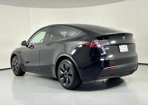 2024 Tesla Model Y Long Range Dual Motor All-Wheel Drive
