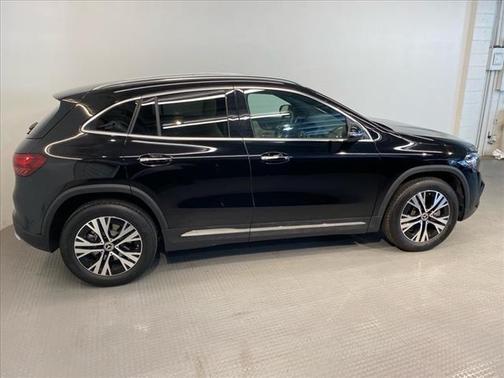 2025 Mercedes-Benz GLA 250 Base