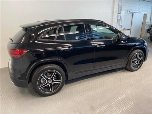 2025 Mercedes-Benz GLA 250 