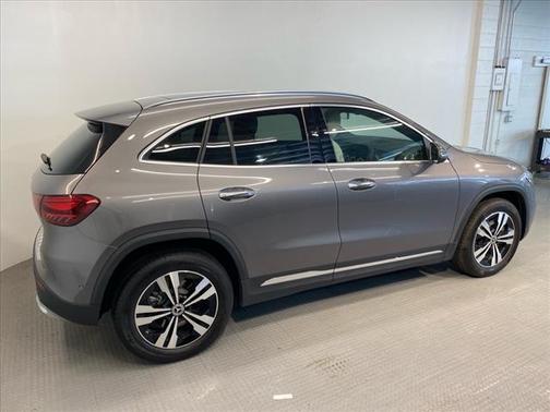 2025 Mercedes-Benz GLA 250