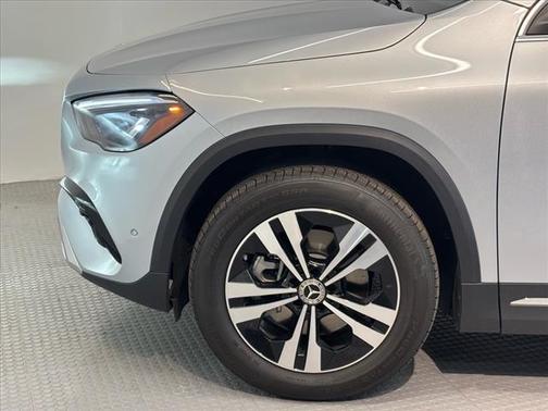 2025 Mercedes-Benz GLA 250
