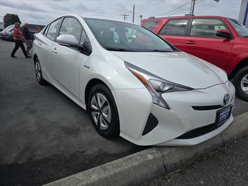 2016 Toyota Prius Four