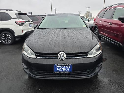 2017 Volkswagen Golf TSI S 4-Door