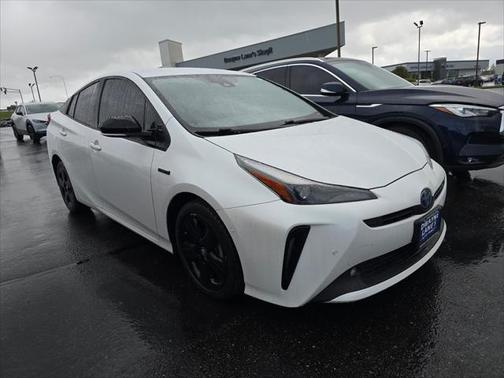 2021 Toyota Prius L