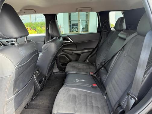 2023 Mitsubishi Outlander SE Black Edition S-AWC