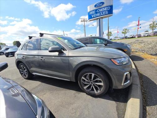 2023 Audi Q5 45 S line Premium Plus