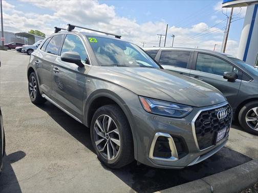 2023 Audi Q5 45 S line Premium Plus