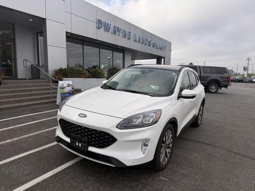 2020 Ford Escape Titanium