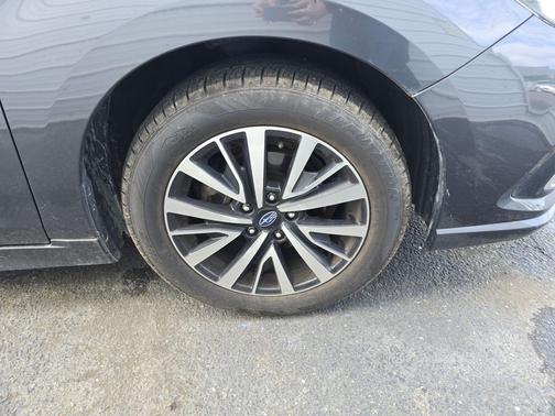 2019 Subaru Legacy Premium