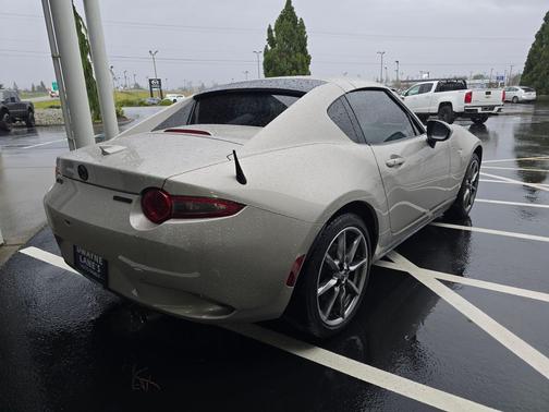 2023 Mazda MX-5 Miata RF Grand Touring