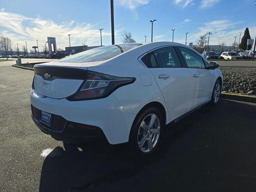 2018 Chevrolet Volt LT