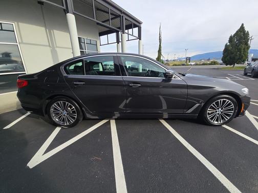 2018 BMW 530e xDrive iPerformance