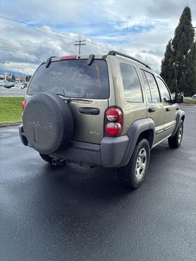 2004 Jeep Liberty Sport