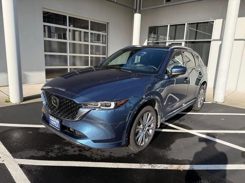 2022 Mazda CX-5 Signature