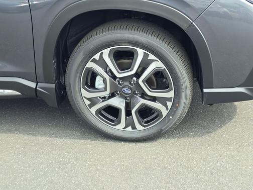 2025 Subaru Ascent Limited 7-Passenger
