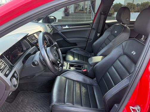 2019 Volkswagen Golf R 2.0T DSG