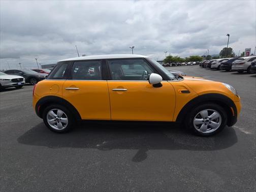 2016 MINI Hardtop Cooper