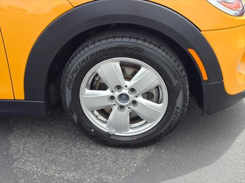 2016 MINI Hardtop Cooper
