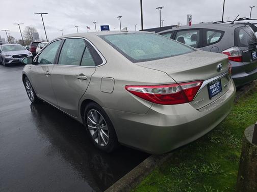 2017 Toyota Camry Hybrid XLE