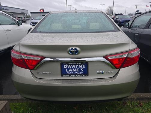2017 Toyota Camry Hybrid XLE