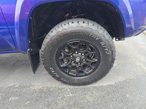 2022 Toyota Tacoma SR5