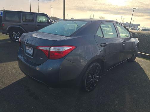 2016 Toyota Corolla LE