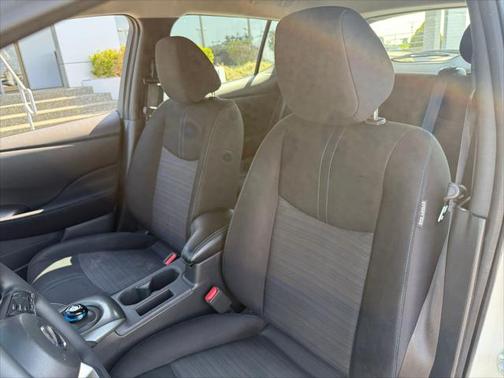 2018 Nissan Leaf S