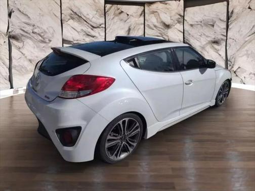 2016 Hyundai Veloster Turbo