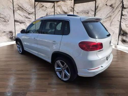 2015 Volkswagen Tiguan Auto R-Line