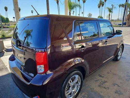 2011 Scion xB Release Series 8.0