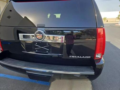 2013 Cadillac Escalade Sport
