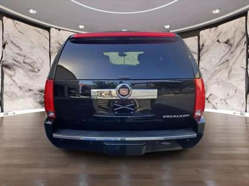 2013 Cadillac Escalade Sport