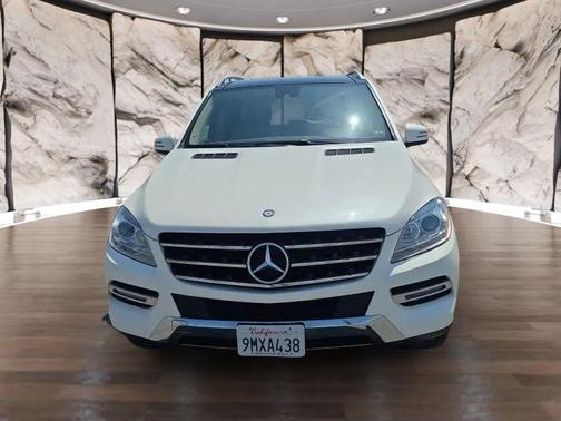 White 2015 Mercedes-Benz M-Class ML 350 Sport Utility 4D