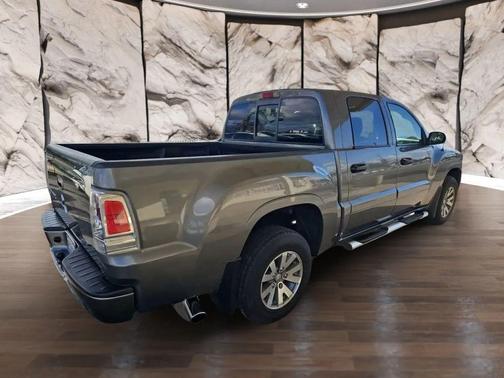 2007 Mitsubishi Raider LS